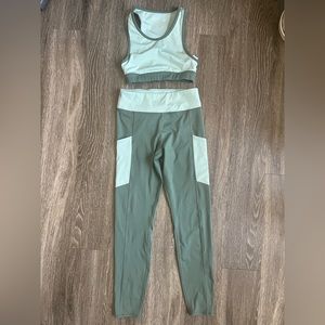 🌻 Parks Project Matching Set - Leggings M, Bra S